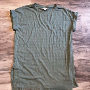 LuLaRoe Green Short Sleeve Tee
